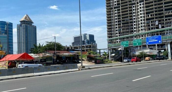 Jaksel Tutup Titik Putar Balik Depan SDN Cilandak Barat 15 Pagi