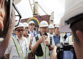 Jadi Produk Unggulan Indonesia, Mendag Zulkifli Hasan Lepas Ekspor Baja 30 Ribu Metrik Ton ke Italia