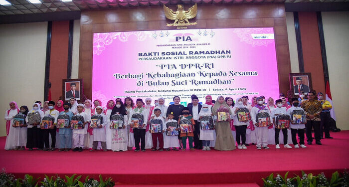 Hadiri Pemberian Santunan Anak Yatim, Puan: Ramadan Kesempatan Menebar Kebaikan