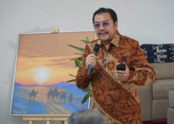 Denny JA: Istilah Petugas Partai Melemahkan Ganjar Pranowo Dihadapan Prabowo Subianto