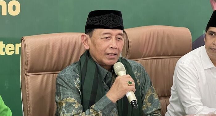 Wiranto Serahkan Lebih Dari 100 Nama Jadi Kader PPP