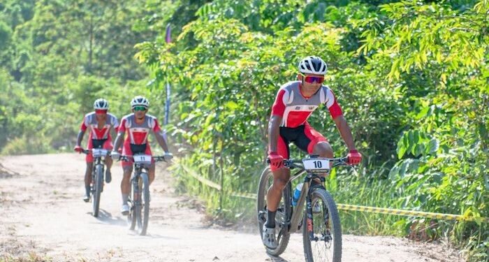Atlet Balap Sepeda MTB Indonesia Start Terdepan pada SEA Games 2023