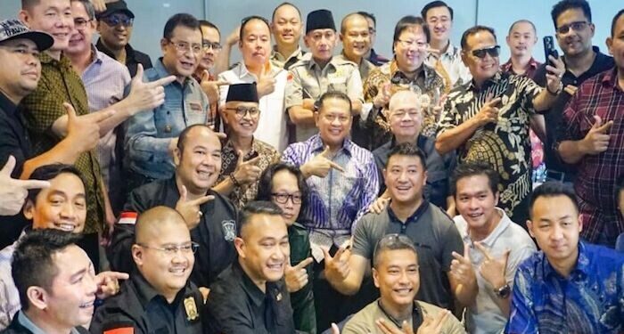 Ketua MPR: Diperlukan Peraturan Perizinan Senjata Api Bela Diri Sipil