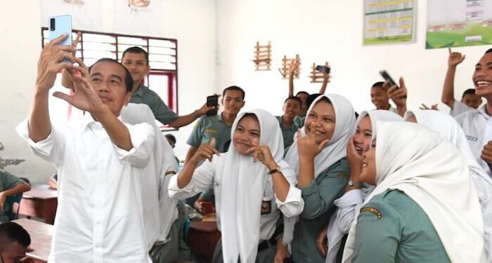 Presiden Sebut Sekolah Menengah Kejuruan Jadi Kunci Kemajuan Negara