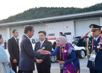 Presiden dan Ibu Negara Bertolak Kembali ke Tanah Air