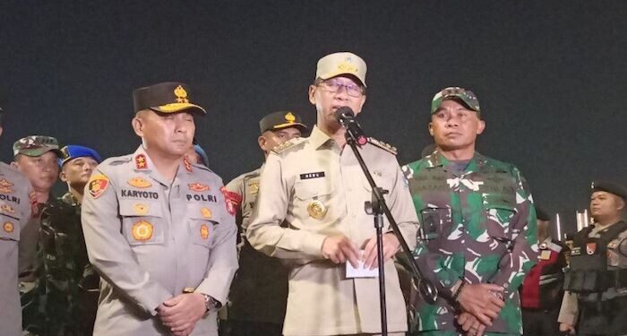 Heru Minta Wali Kota Jakarta Utara Cek Bangunan Ruko di Pluit