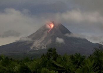 Merapi Selama Sepekan 106 Kali Luncurkan Guguran Lava