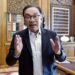 Anwar Ibrahim Sambut Band Coldplay yang Akan Gelar Konser di Malaysia