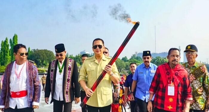 Ketua MPR Minta Generasi Muda Teladani Semangat Juang Pattimura