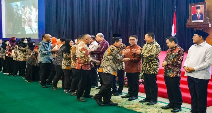 Bamsoet Umumkan Pemberhentian Ma’ruf Cahyono sebagai Sekjen MPR saat Halalbihalal