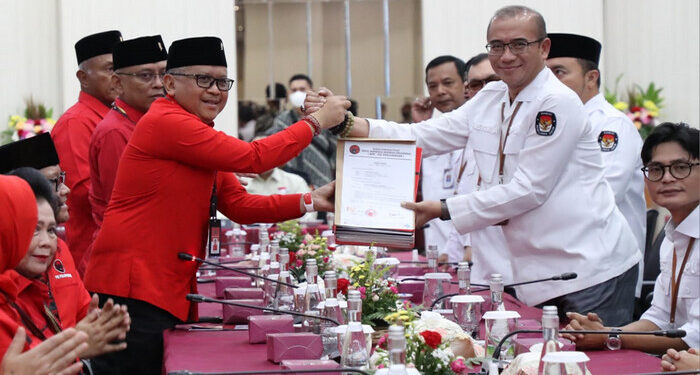 PDIP Jadi Partai Ketiga Daftarkan Caleg ke KPU, 14 Diantaranya Artis