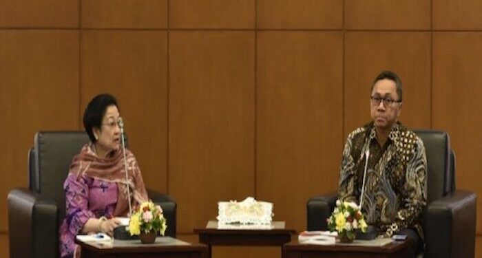 Zulkifli Hasan Silaturahim dengan Megawati Jumat Siang