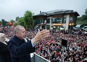 Erdogan Janjikan Jalan Menuju Kebangkitan Turki