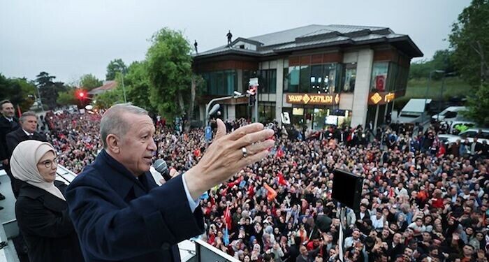 Erdogan Janjikan Jalan Menuju Kebangkitan Turki
