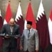 Prabowo Berikan Senapan Serbu sebagai Cenderamata untuk Menhan Qatar