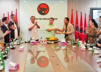 Fraksi PDIP Luncurkan Podcast Banteng Senayan