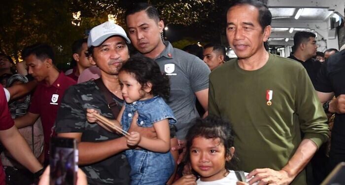 Presiden Sapa Masyarakat di Kawasan Malioboro Yogyakarta