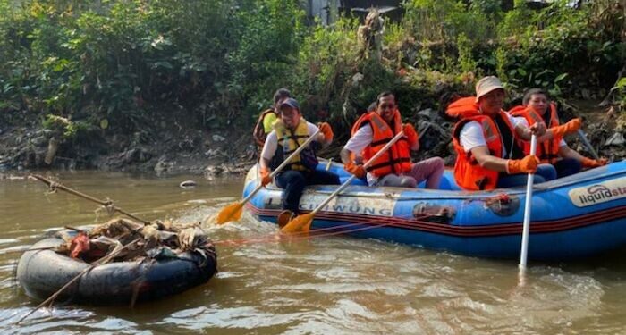 DKI dan PLN Jakarta Kumpulkan 640 Kg Sampah dari Ciliwung