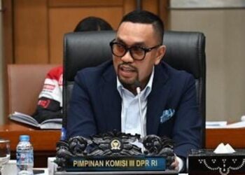 Sahroni Minta Menko Polhukam Buka Nama Oknum Pelaku Transaksi di Bawah Meja