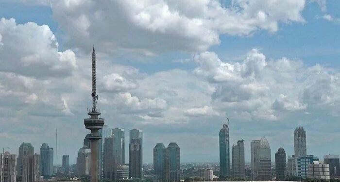BMKG Prakirakan Cuaca Berawan Liputi Mayoritas Kota Besar di Indonesia