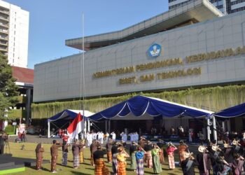 Ditjen Diktiristek Cabut Izin PTS Bermasalah