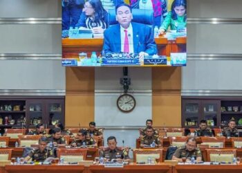 Komisi III Rapat Kerja dengan Kejaksaan Agung