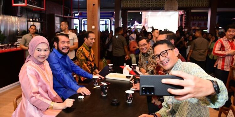 Presiden Tanyakan Sandiaga Soal Tugas Baru di PPP Saat Ngopi di PRJ