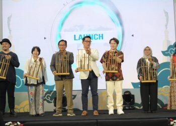 Gubernur Ridwan Kamil Raih Penghargaan Satyalencana Wira Karya, Program Petani Milenial berkontribusi nyata dalam regenerasi petani di Jabar