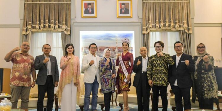 Gubernur Ridwan Kamil Terima Putri Indonesia di Gedung Pakuan