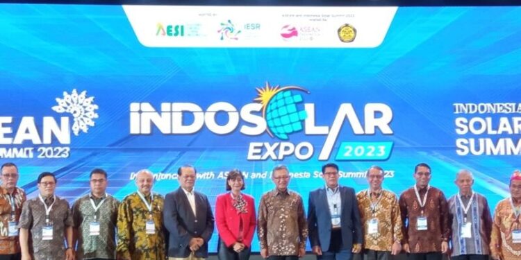 Menteri ESDM Ingin Penurunan 358 Juta Ton Emisi Tercapai di 2023