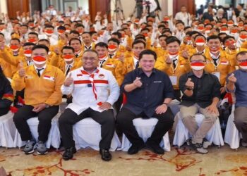 Dapat Dukungan Menteri BUMN Erick Thohir, BP2MI Lepas Ratusan PMI ke Luar Negeri