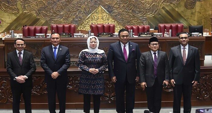 Tutup Masa Sidang DPR, Puan Singgung Pengawasan Haji dan UU Kesehatan