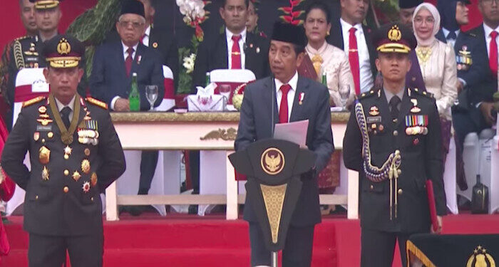 Jokowi Ingatkan Polri Jangan Hanya Tajam ke Bawah Tapi Tumpul ke Atas