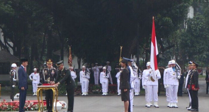 Presiden Minta Perwira Muda TNI-Polri Selalu di Depan Bantu Masyarakat
