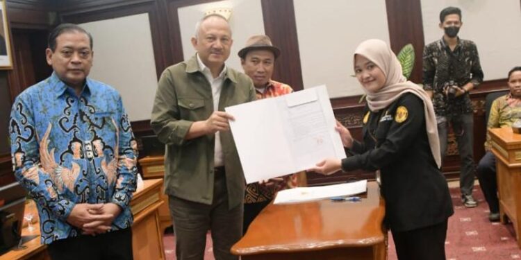 Sekda Setiawan Optimistis Cabor Squash Mampu Sumbang Emas untuk Jabar di PON 2024