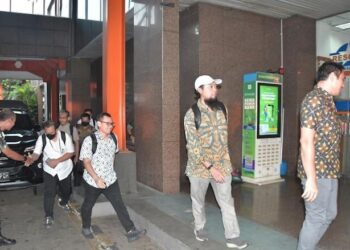 Puspom TNI dan KPK Sita 2 Boks dan 1 Koper Barang Bukti dari Basarnas