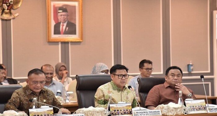 Susun Buku Laporan Kinerja Dewan, Gus Imin Harap Mudah Dimengerti dan Mudah Diakses