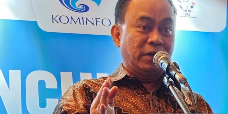 Menkominfo