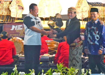 Ketua MPR
