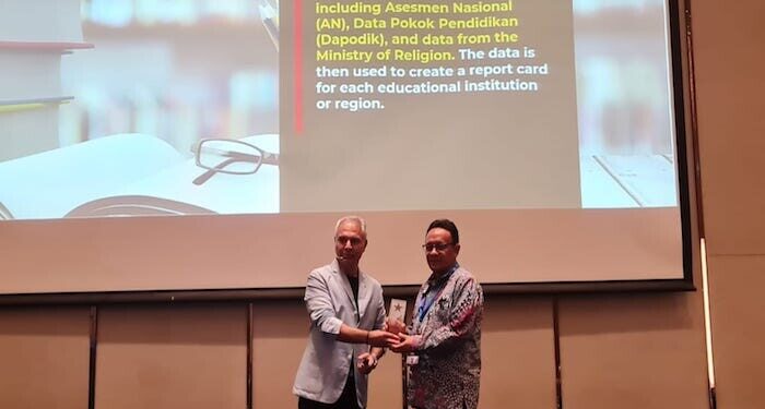 Kemendikbudristek RI Terima Penghargaan Recognition of Exceĺlence dari OpenGov Asia