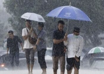 BMKG: Waspadai Peluang Hujan Lebat dan Angin Kencang di Akhir Pekan