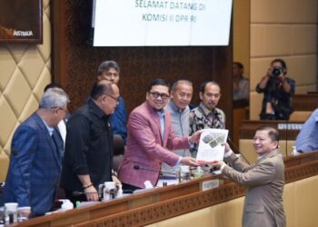 Rapat Kerja dengan Pemerintah Terkait Revisi UU IKN, Komisi II akan Bentuk Panja