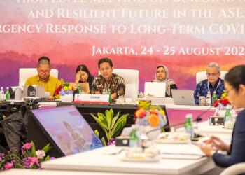 Menkes RI Budi G. Sadikin, saat memimpin pertemuan bersama para Menkes ASEAN.