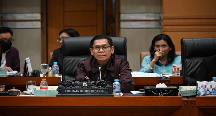 Komisi III Apresiasi Kinerja Bareskrim Polri Bongkar Jaringan IMEI Ilegal