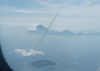 Tiga Gunung Api di Sulut Berstatus Waspada