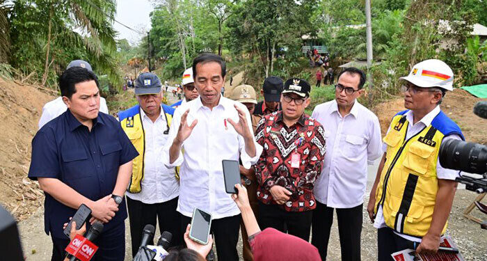Presiden Jokowi Ketika Meninjau Progres Penanganan IJD di Kabupaten Penajam Paser Utara