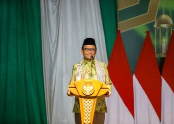 Menkopolhukam Mahfud MD saat menyampaikan tausiah kebangsaan di Ponpes Al Falah, Kecamatan Silo, Kabupaten Jember, Jawa Timur, Minggu (24/9/2023). (ANTARA/HO-Diskominfo Jember)