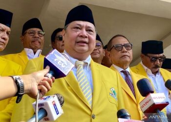 Airlangga Sebut Sudah Ada Komunikasi Dengan Gibran