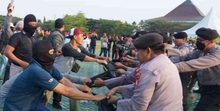 Polres Bekasi Gelar Simulasi Amankan Pemilu 2024