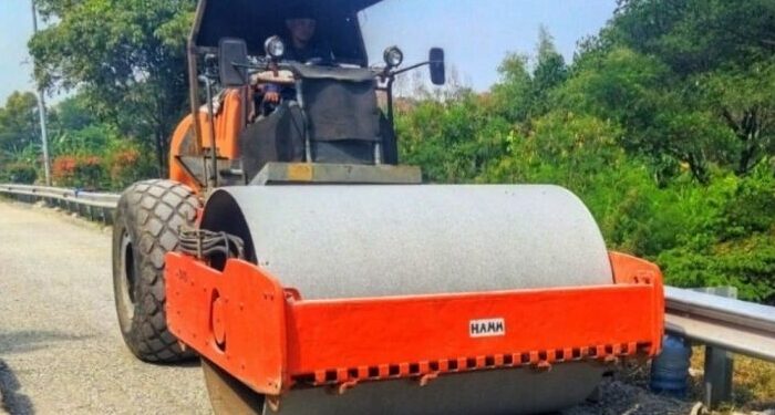 Jasamarga Perbaiki Empat Titik Jalan Tol Jakarta-Cikampek